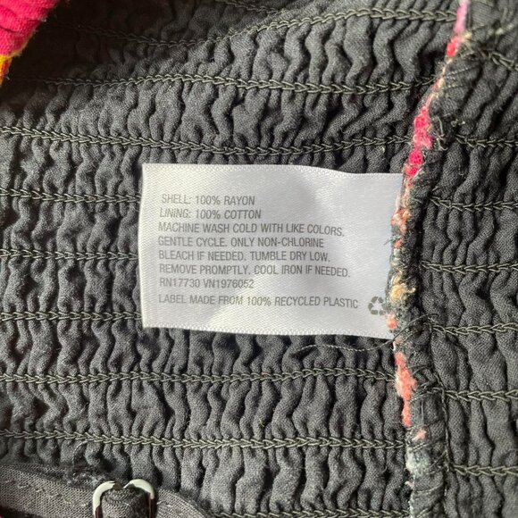 Xhilaration Pink & Black Floral Ruched Crop Tank – Size Small - Picture 8 of 8